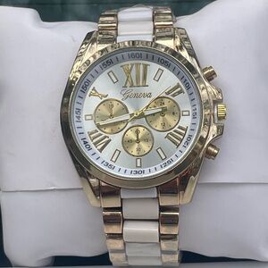 Geneva Two-Tone Gold Quartz Dress Watch with White Dial – Classic Style